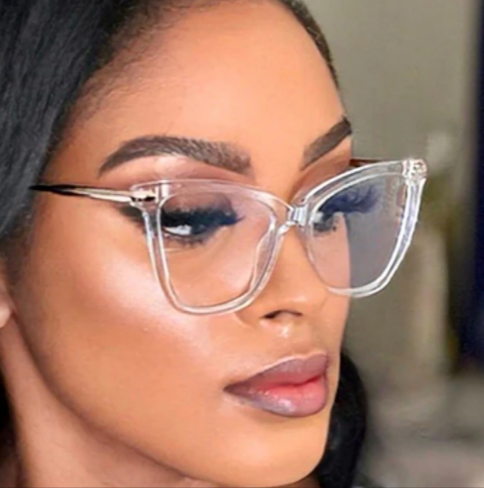 Clear Framed Butterfly Shaped Large Eyeglasses